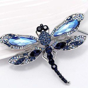 Brooch Pin Dragonfly . Womens  vintage accessories fashion blouse  backpack